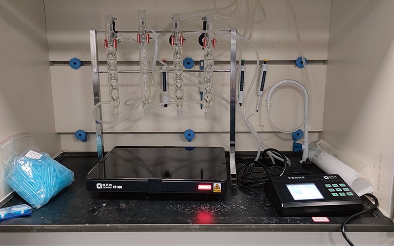 陶瓷加熱板的防腐設(shè)計對設(shè)備壽命的影響